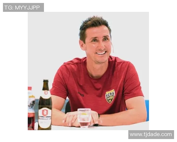 德国足球历史第一球星排名揭秘 探索最具影响力的足球传奇人物